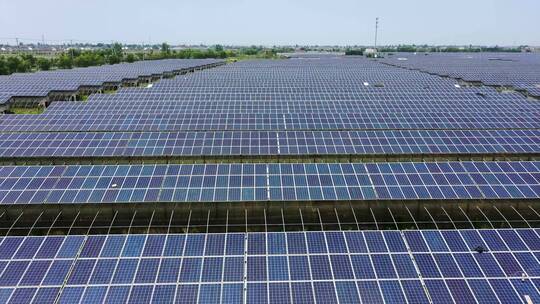 太阳能光伏板发电厂绿色能源清洁能源视频素材模板下载