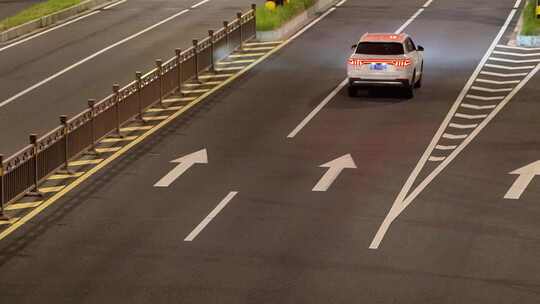 夜晚快速路隧道口车流马路行车亮化