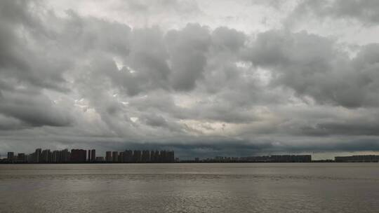 暴风前雨乌云移动延时