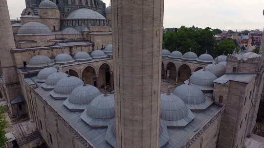 苏莱曼尼耶清真寺和尖塔视频素材模板下载