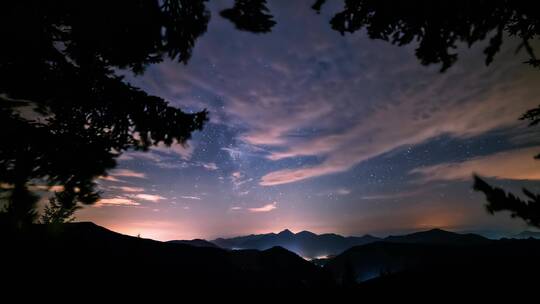 夜晚山顶星空延时