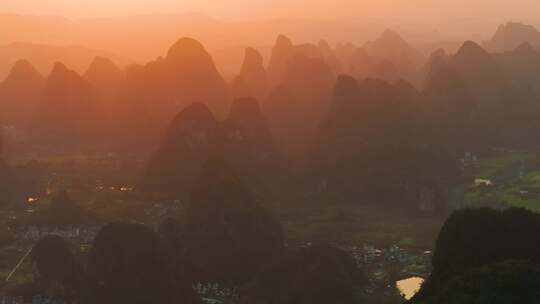 广西桂林山峦夕阳风光航拍