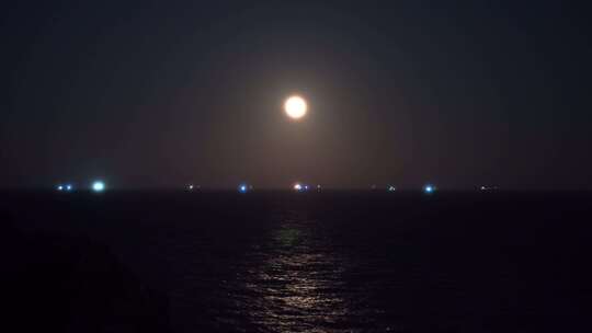 大海月亮海面月光水面波光粼粼夜晚海平面视频素材模板下载