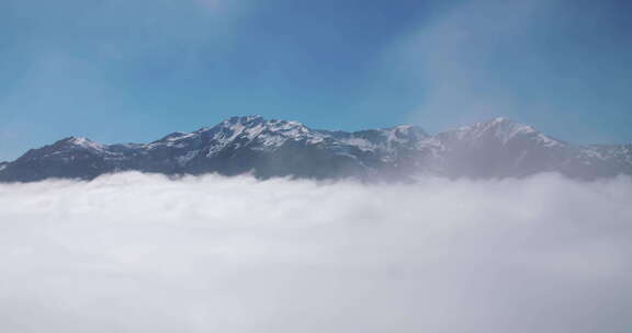 川西雪山云海航拍延时风景