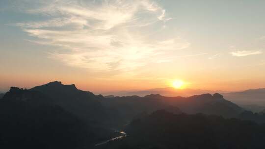 武夷山日出延时山峰阳光云朵自然风光风景