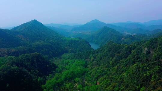 秀丽的群山