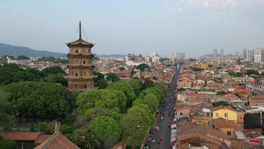 泉州航拍西街东西塔市区开元寺风景名胜古迹