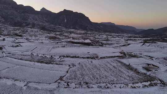 航拍农村雪景