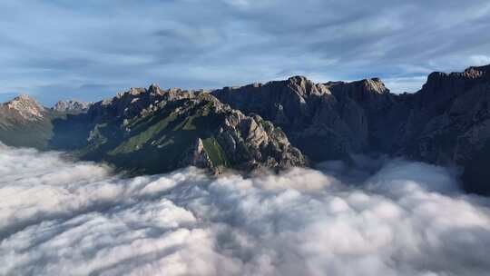 扎尕那高山云海自然风景航拍