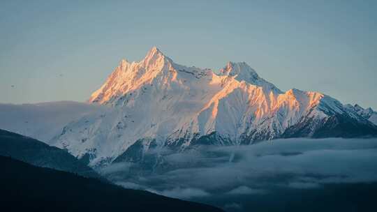 西藏林芝多雄拉雪山日照金山--4K--420-60P