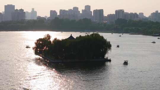 山东济南大明湖风光