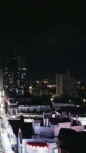 城市延时南宁中山路夜景竖屏航拍