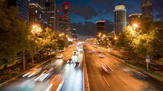 北京国贸道路夜景