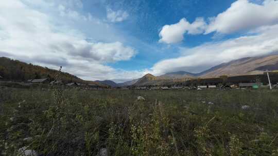 禾木喀纳斯河秋景