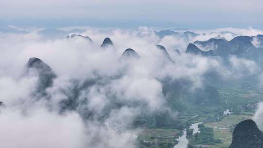 航拍烟雨阳朔遇龙河自然风光