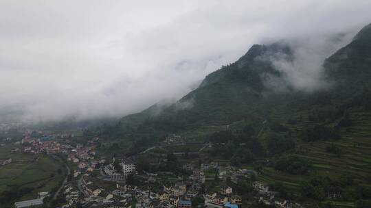 贵州 仁化 民宿  风景 烟雾缭绕 雾气