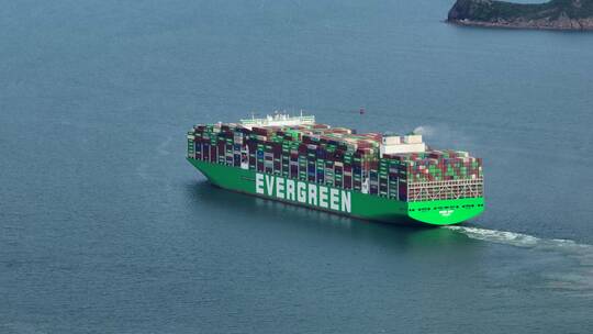 盐田港世界最大商船出海台湾长荣公司贸易