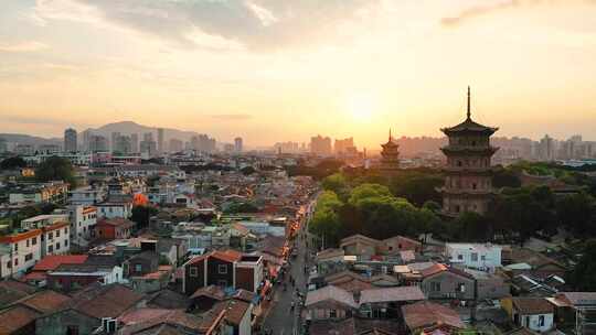 泉州航拍西街开元寺东西塔朝天门郑成功雕像