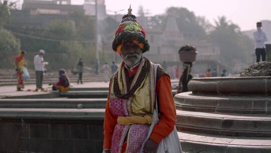 印度宗教的胡子男人视频素材模板下载