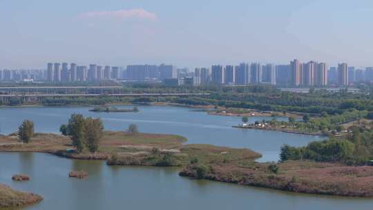 西安湖湿地公园河堤路