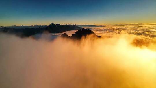 高山云海日出景观