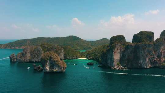 泰国甲米皮皮岛海岛拉远推进组合镜头