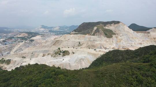 矿山开采环境破坏1