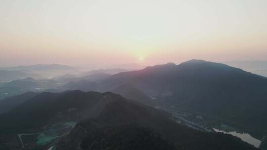 远山日落美丽乡村夕阳夕阳风光