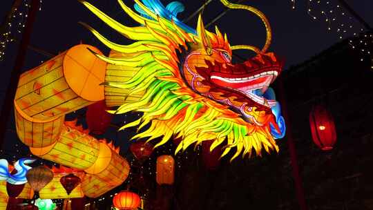 中国秦淮灯会，南京老门东的龙年龙灯笼花灯视频素材模板下载