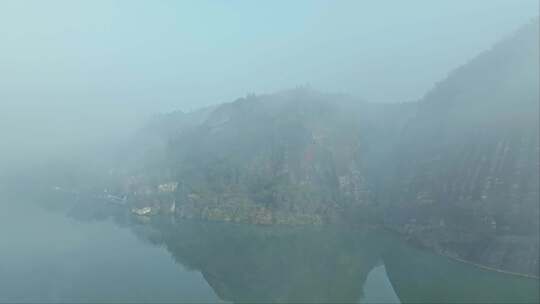 郴州永兴一线天景区