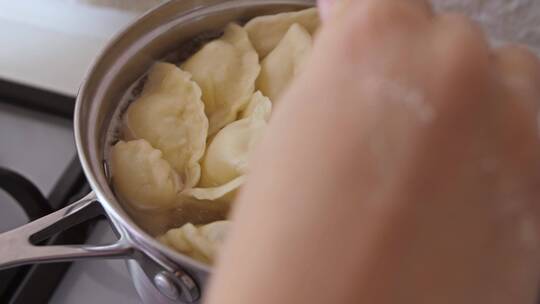 水饺（饺子）煮饺子做饭节日视频素材模板下载