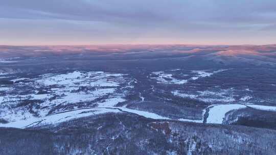 航拍大兴安岭黎明林海雪原