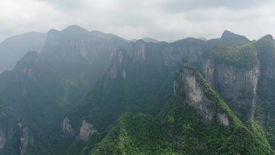 航拍湖南张家界奇特山峰