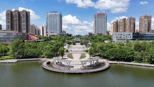 合集广西梧州百盛购物中心航拍