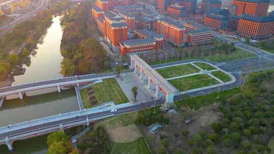 杭州浙江大学紫金港校区校门风景视频素材