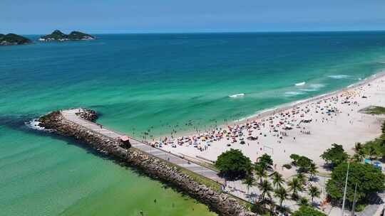 巴西里约热内卢巴拉达蒂朱卡的佩佩海滩。