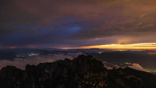 8K15mm白石山闪电晚霞云海视频素材模板下载