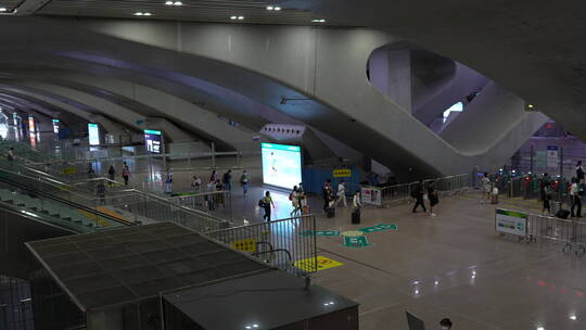 广州南站大厅视频素材模板下载