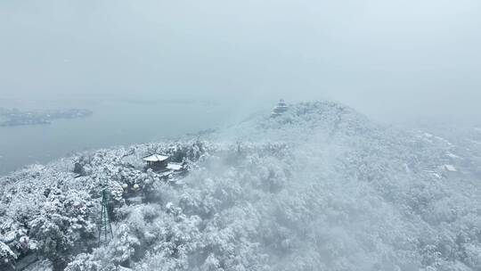 武汉东湖风景区冬季雪景风光