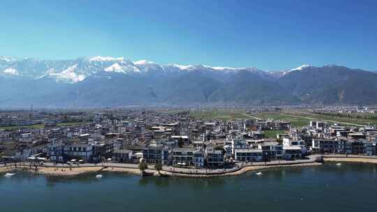 航拍云南旅游大理苍山洱海民居建筑群街景