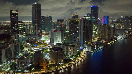 迈阿密市中心的空中超高速摄影