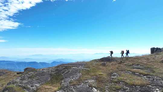 徒步登山