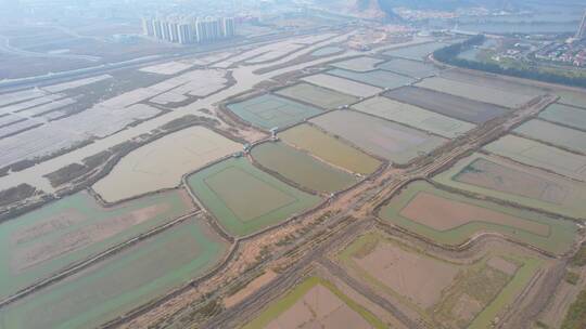 航拍海岛滩涂养殖场