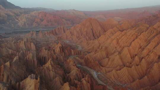 航拍大红山峡谷300米高度视频素材模板下载