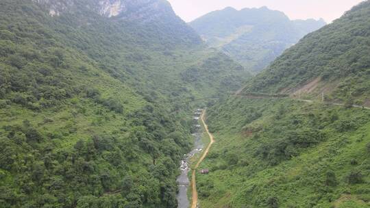 贵州 酒厂 山区 大山 河流 森林 溪水 乡村