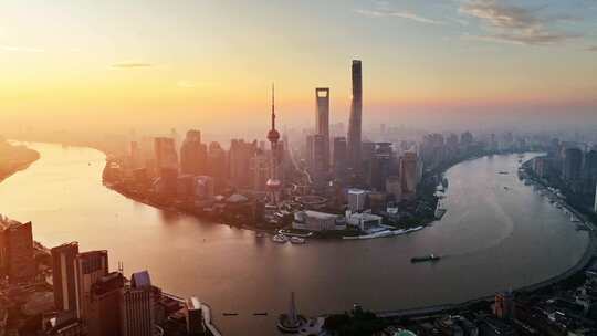 上海航拍东方明珠大气上海