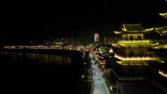 浙江景宁畲乡古城新年期间的夜景十分壮观