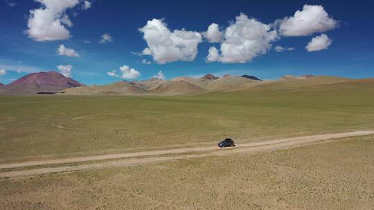 西藏阿里高原无人区荒漠越野自驾旅行视频素材模板下载