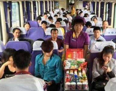 火车上说话声闹声