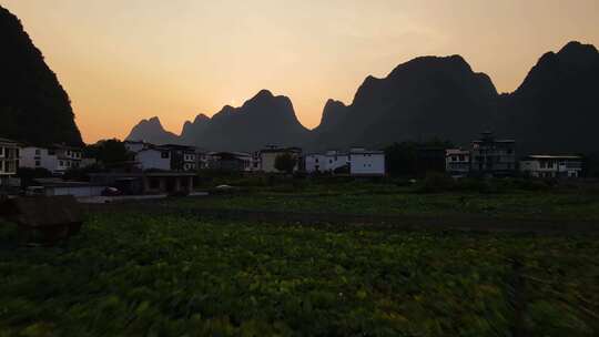 阳朔旅游遇龙河风光山水桂林甲天下